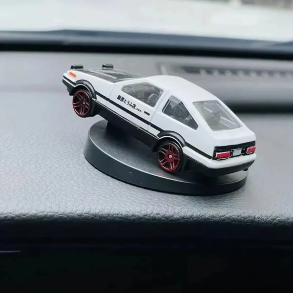 Alloy Car Model AE86 Drift Tail Spin Car Ornament - Image 3