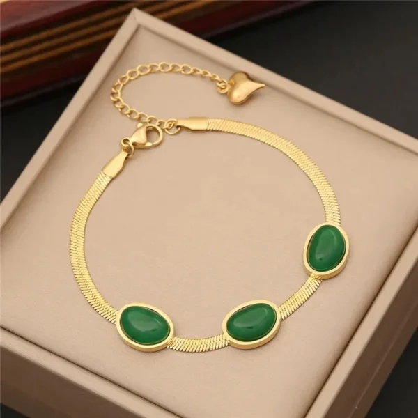 Emerald Necklace Earrings Bracelet - Image 5