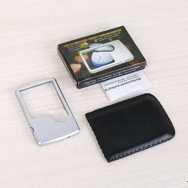 Magnifying Glass Reading Tool With LED Light - Image 3
