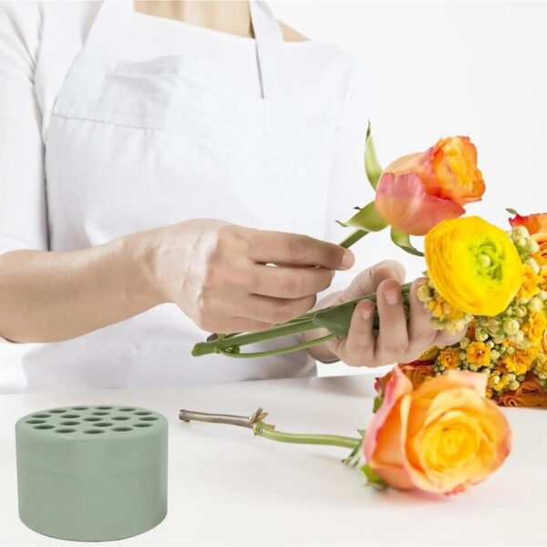 Spiral Ikebana Stem Holder - Image 2