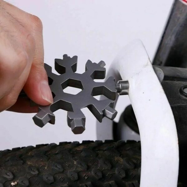 18-in-1 Snowflake Multi-tool - Image 4