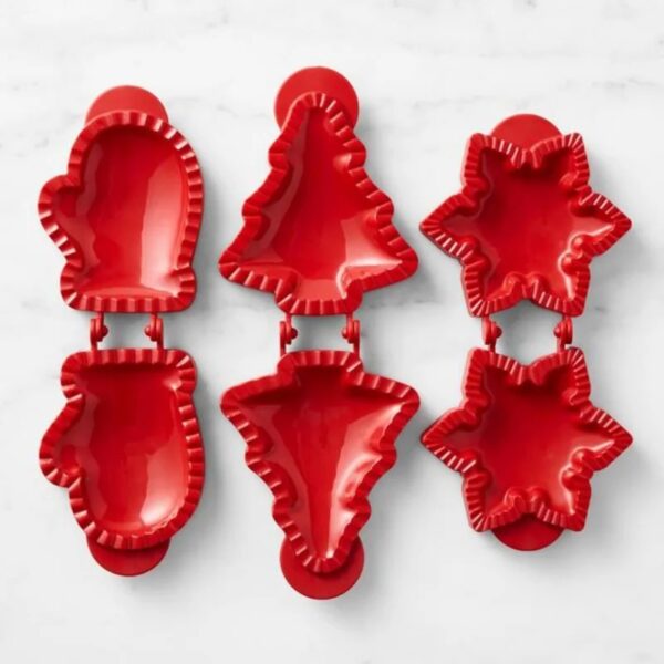 Christmas Hand Pie Molds - Image 3