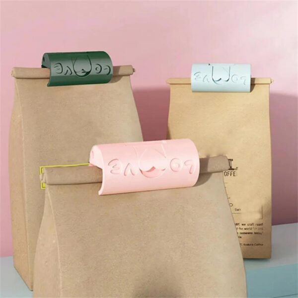 Bed Sheet Grippers Sheet Fasteners Clips (6Pcs) - Image 2