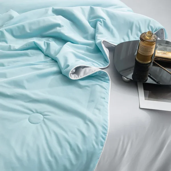 Cooling Comforter - Image 3