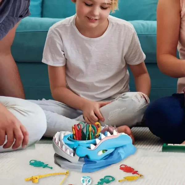 Shark Bite Family Game - Image 3