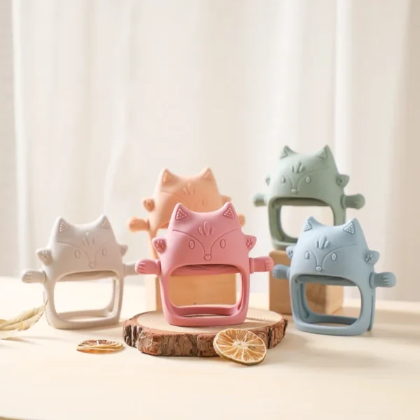 Cute Animal Shaped 3D Silicone Baby Teething Gloves - Image 8