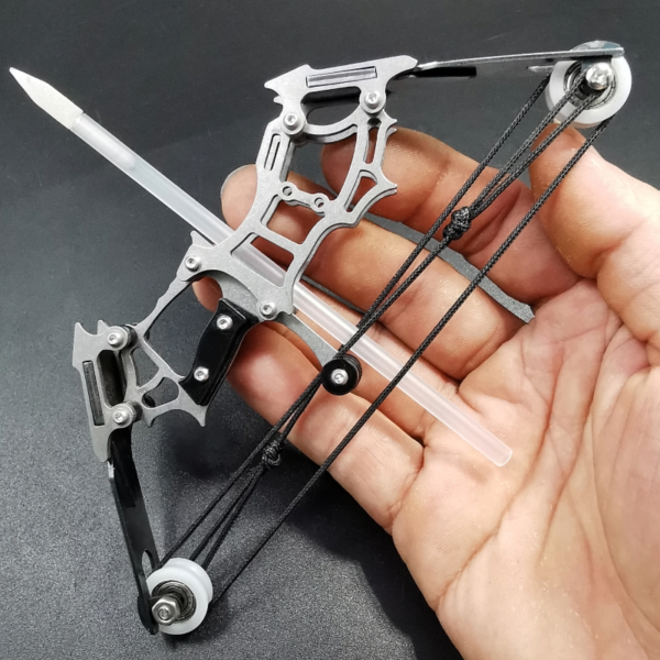 MINI TOOTHPICK ARCHERY GAME