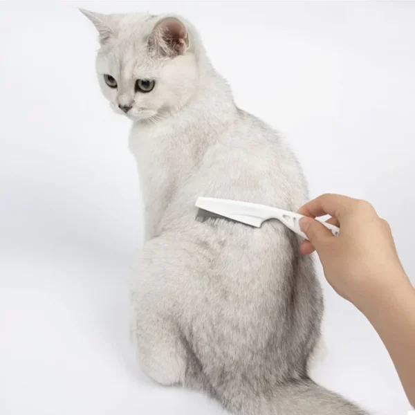 Multifunctional Pet Hair Comb Flea and Tear Stain Removal - Image 4