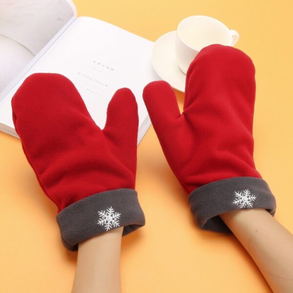 Mittens for Two - Image 3
