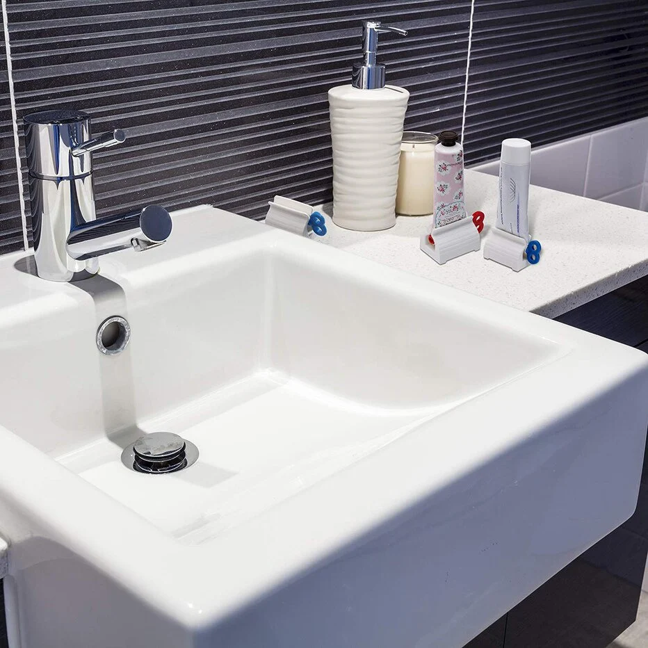 Rolling Toothpaste Squeezer - Image 3