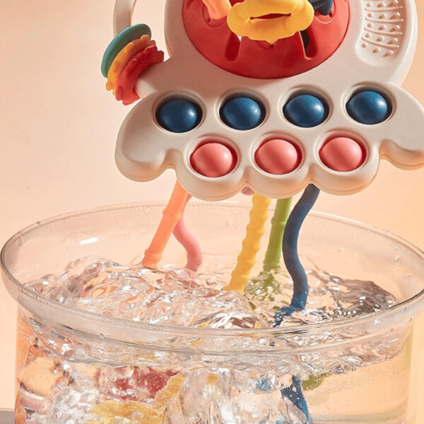 UFO Silicone Pulling Toy - Image 5