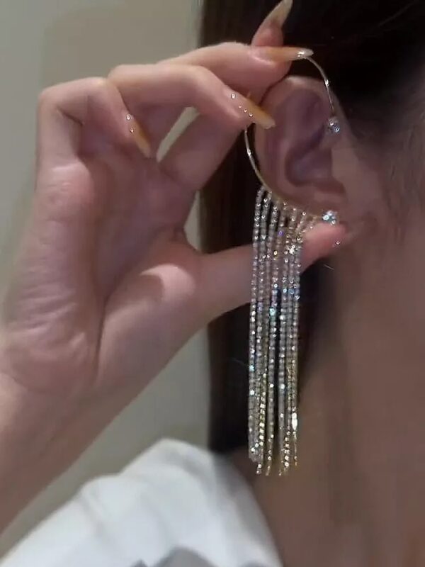 BRIGHT DIAMOND EARRING - Image 2