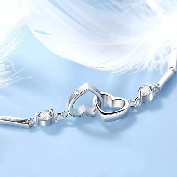 CLAMPED HEARTS BRACELET - Image 4