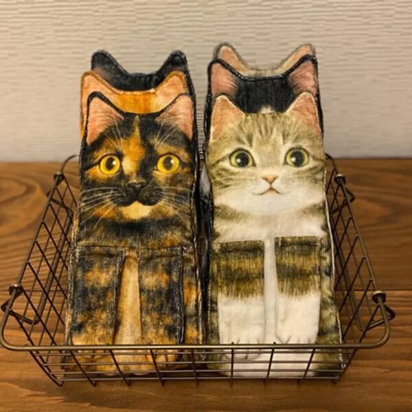 Cat-shaped Hand Towel - Image 2
