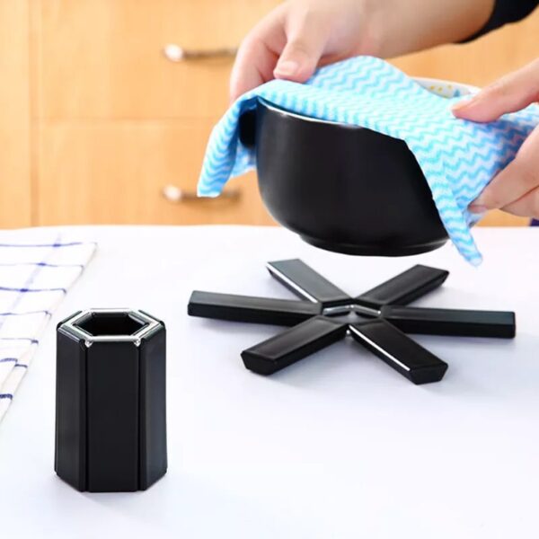 Creative Folding Heat Insulation Pad - Image 3