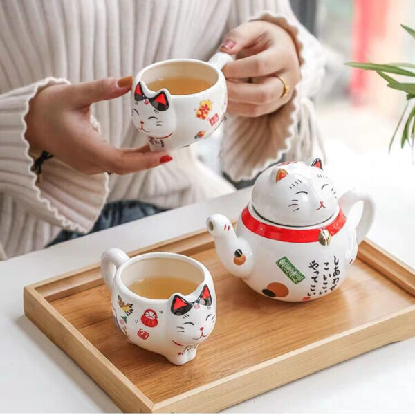Lucky Cat Tea Set