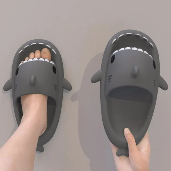 PREMIUM SHARK SLIDES