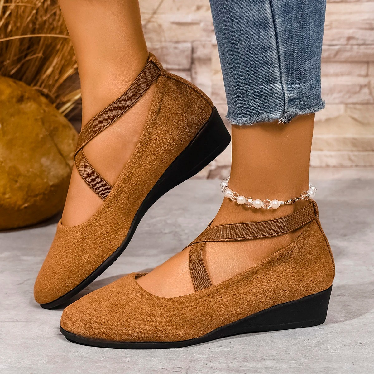 COMFY CLOSED WEDGE SLIP-ON SHOES - Image 2