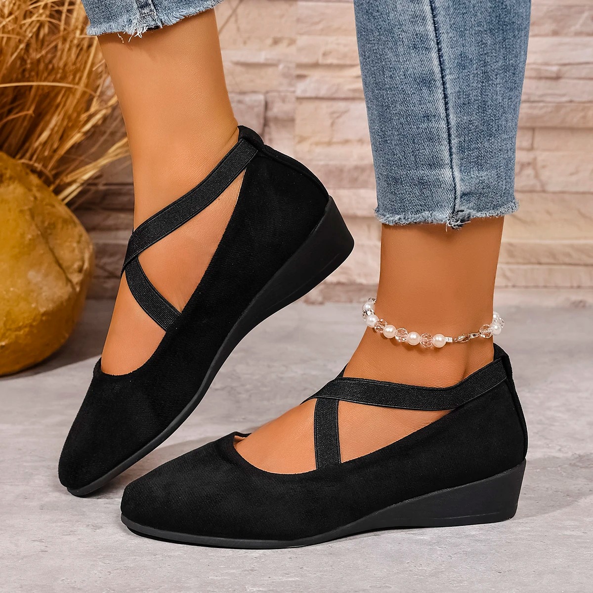 COMFY CLOSED WEDGE SLIP-ON SHOES - Image 4