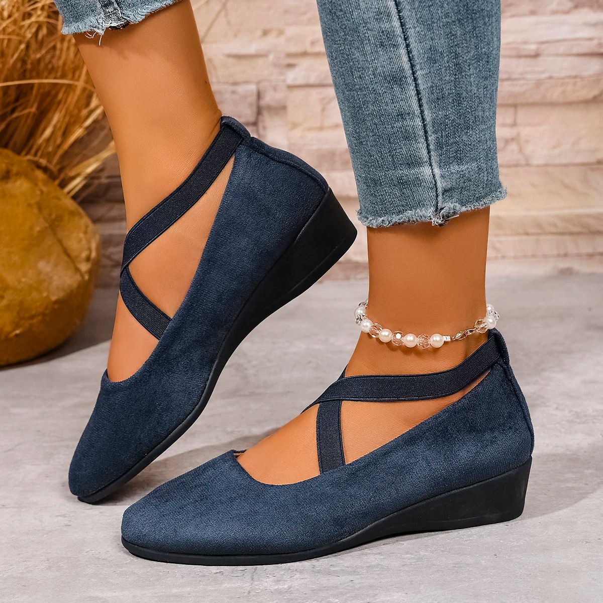 COMFY CLOSED WEDGE SLIP-ON SHOES - Image 5
