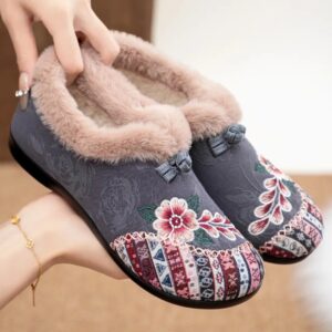 Cozy Embroidered Winter Slippers