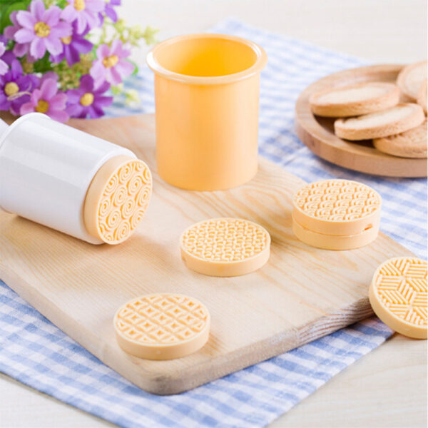DIY Decorating Cookie Stamp Set - Image 2
