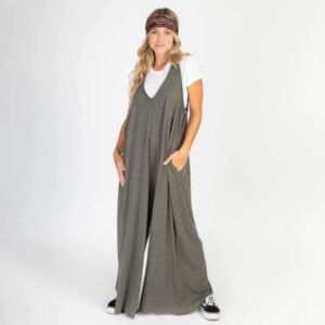 OVERSIZED KNIT JUMPSUIT