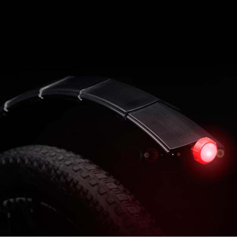 Bicycle retractable mudguard-super pressure resistant, with taillights