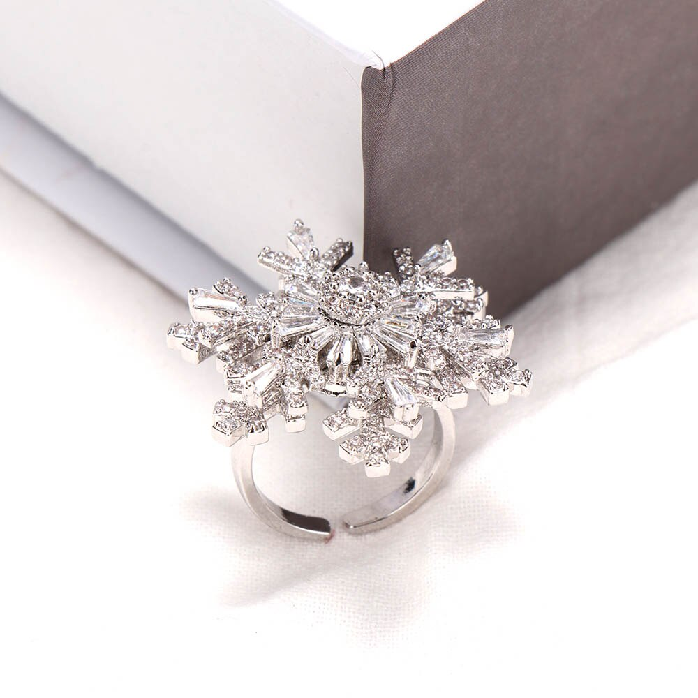 Rotatable Snowflake Ring - Image 5
