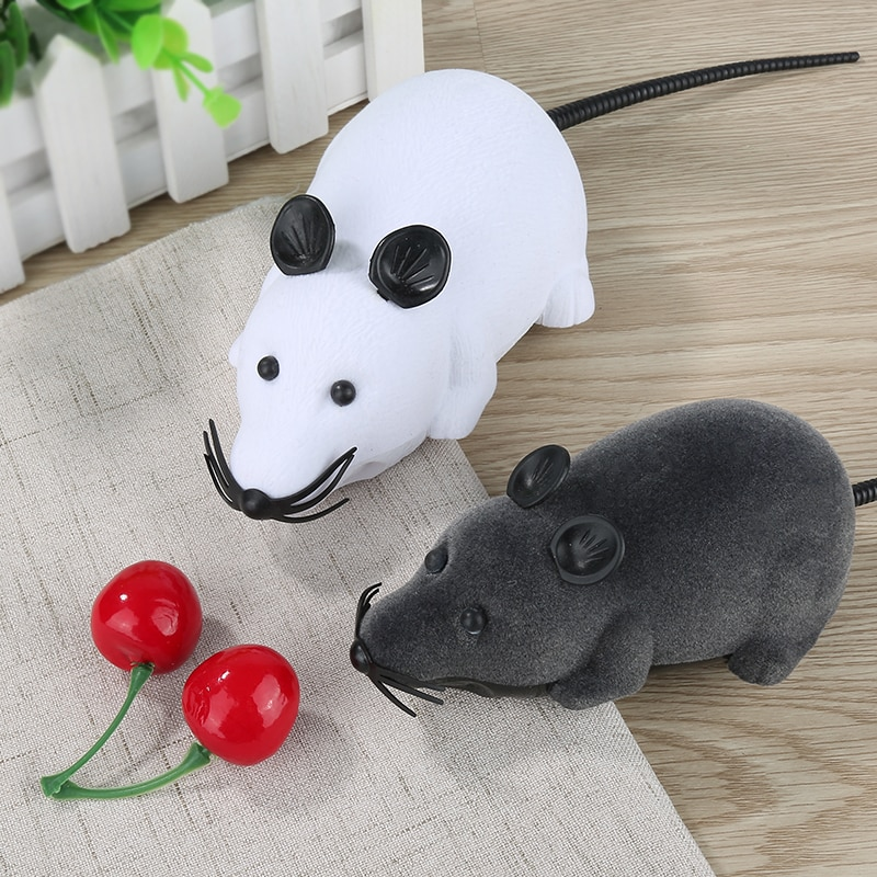 Wireless Remote-Controlled Toy Mouse - Image 4