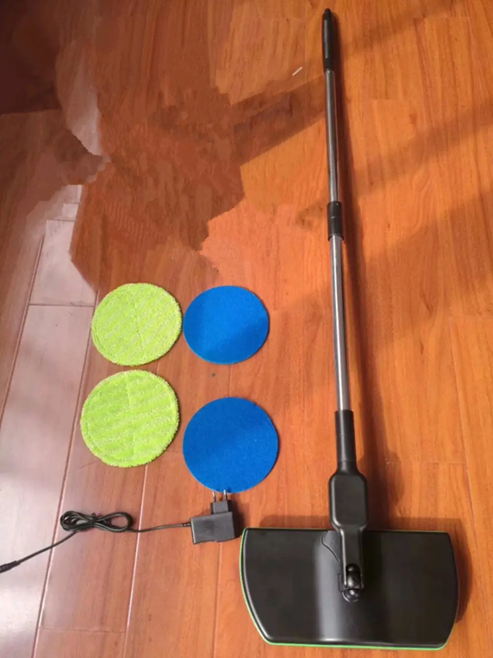 WIRELESS ROTARY ELECTRIC MOP (1 SET) - Image 3